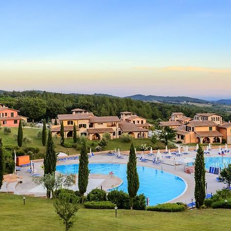 Pian Dei Mucini Resort Le Ville Massa Marittima Εξωτερικό φωτογραφία