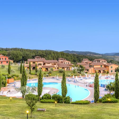 Pian Dei Mucini Resort Le Ville Massa Marittima Εξωτερικό φωτογραφία